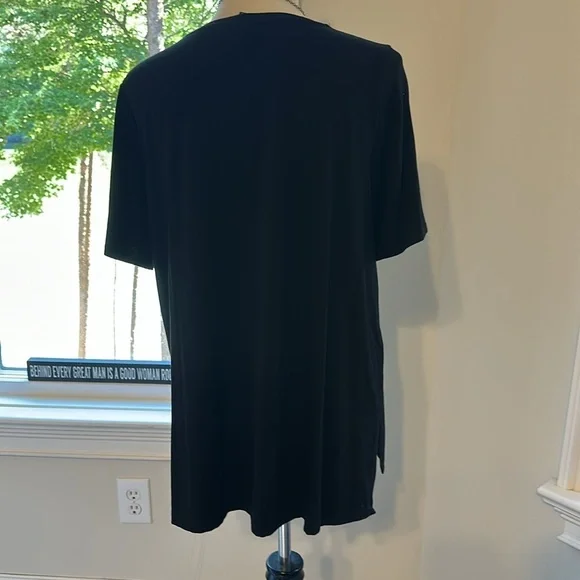 Eileen Fisher V-Neck SS Black Hi-lo Tunic Top, Medium, Like New - Picture 4 of 7